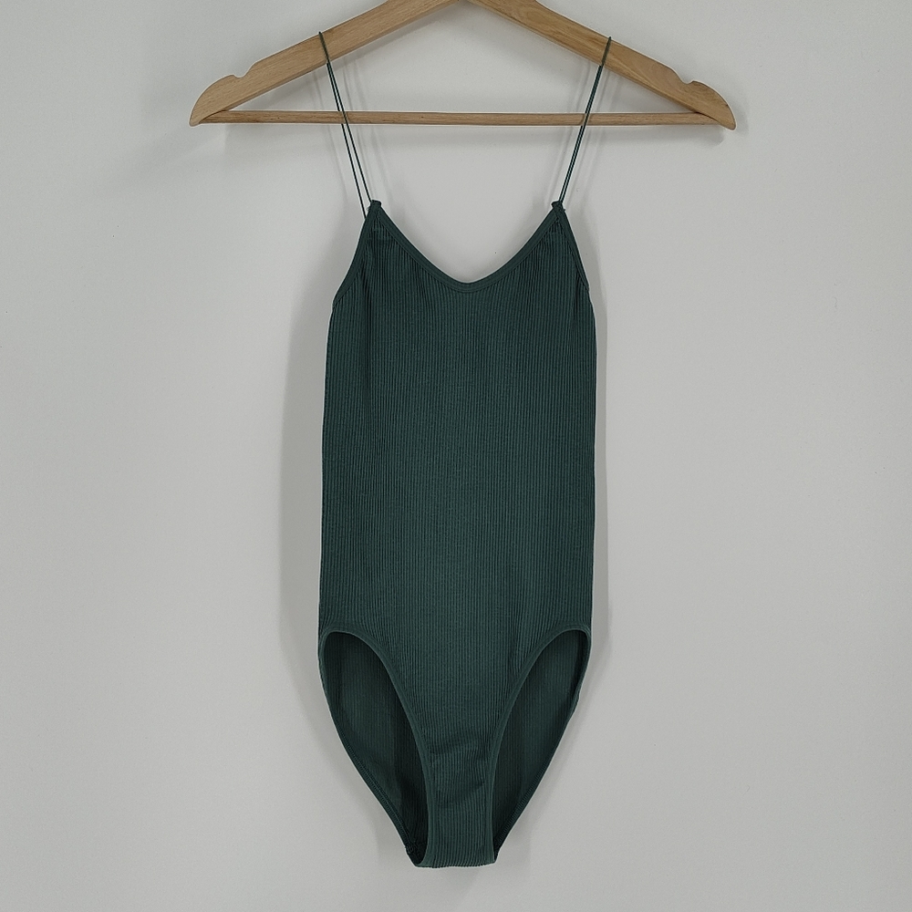 Urban Outfitters | ribbed bodysuit